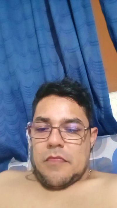 Pirulox08856 live cam on Cam4