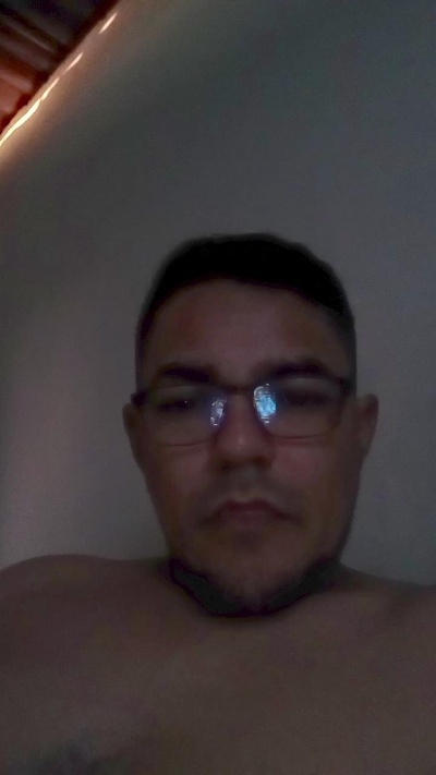 Pirulox08856 live cam on Cam4