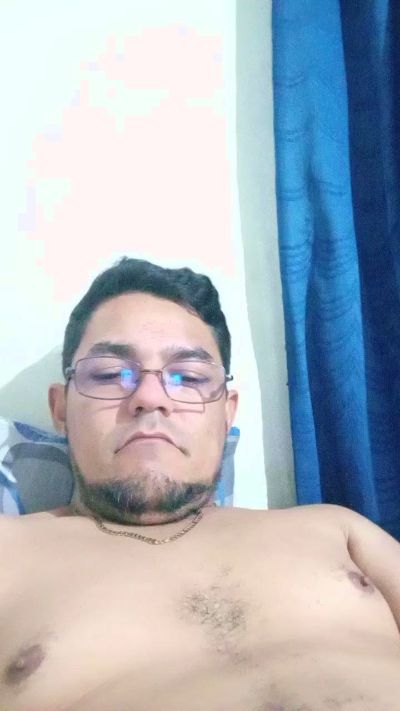 Pirulox08856 live cam on Cam4