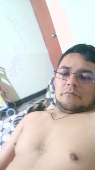 Pirulox08856 live cam on Cam4