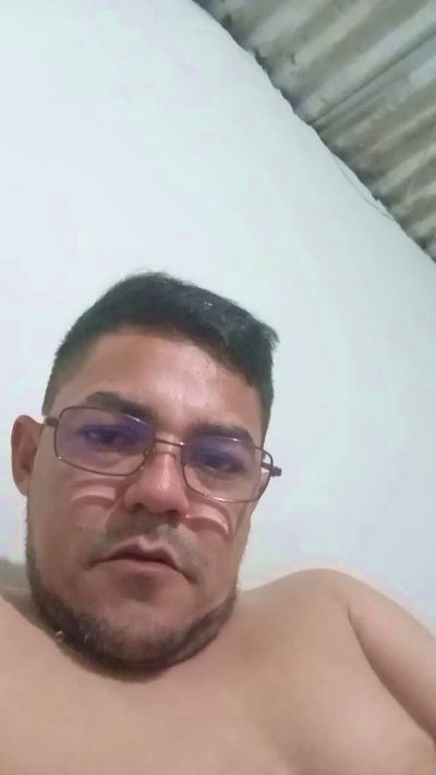 Pirulox08856 live cam on Cam4