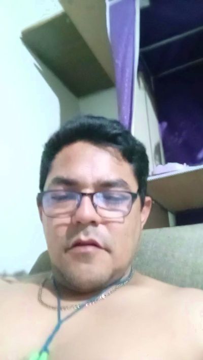 Pirulox08856 live cam on Cam4