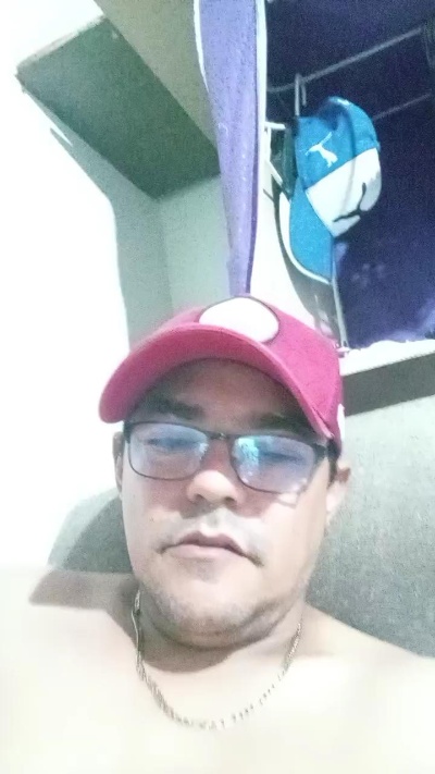 Pirulox08856 live cam on Cam4