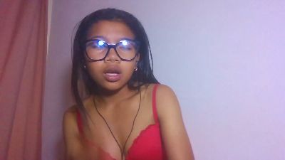 Pisou3 live cam on Cam4