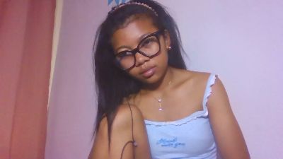 Pisou3 live cam on Cam4