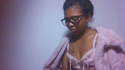 Pisou3 live cam on Cam4
