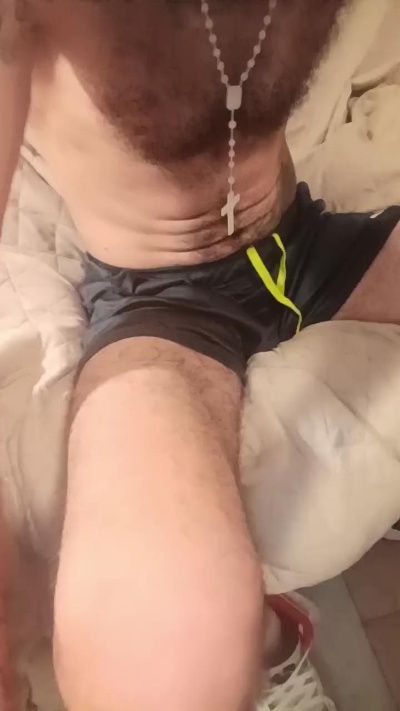 Pistolon19 live cam on Cam4