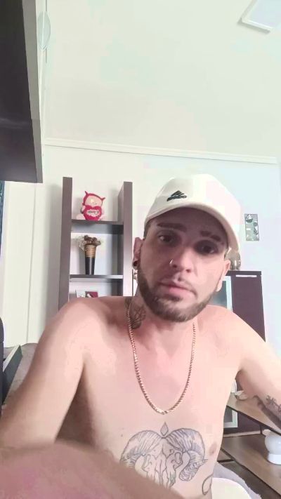 PitonTraviesa live cam on Cam4