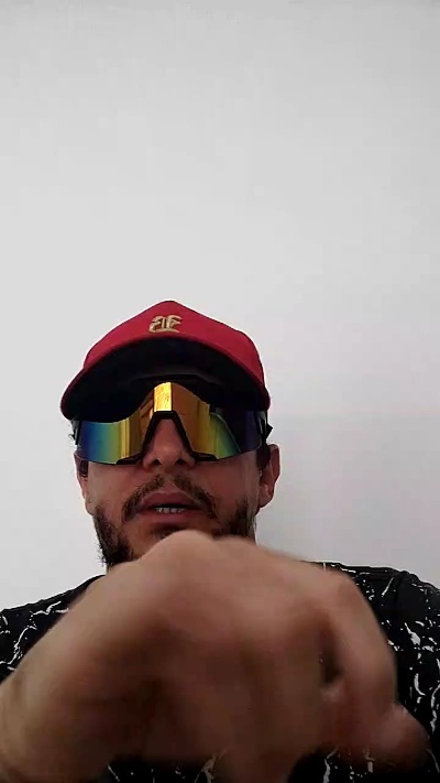 Pittgarciaator live cam on Cam4