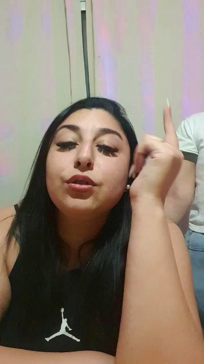 Pitufina2001 live cam on Cam4
