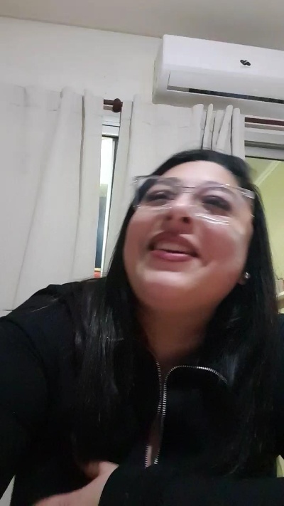 Pitufina2001 live cam on Cam4