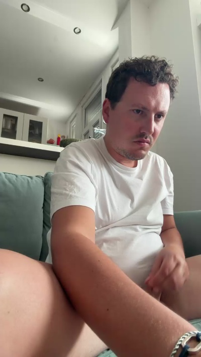 Plancul9288 live cam on Cam4