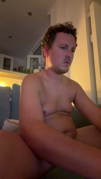 Plancul9288 live cam on Cam4