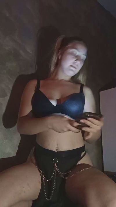 PlayWithUs__ live cam on Cam4