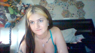 Playboydes3 live cam on Cam4
