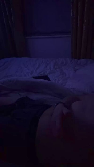 Playnaughtyyyy live male webcam from United Kingdom