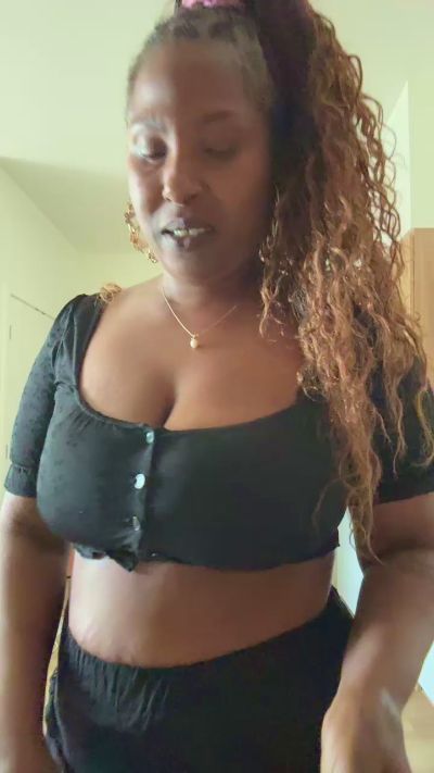 PleasureRebel live cam on Cam4