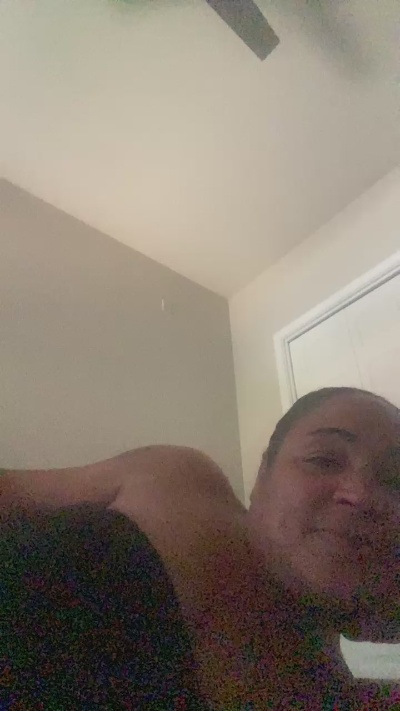 Plush live cam on Cam4