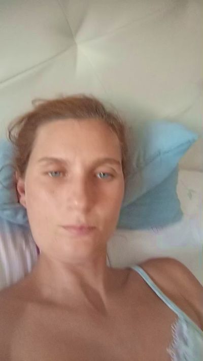 Pmorbi live cam on Cam4