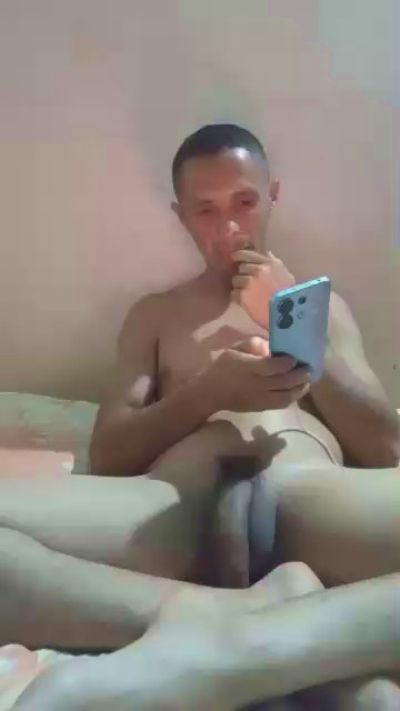 Pngrande20cm live cam on Cam4