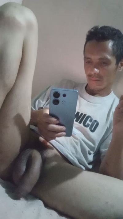 Pngrande20cm live cam on Cam4
