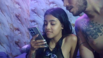 Pocahonta_18 live cam on Cam4