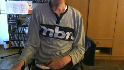 Poi760 live cam on Cam4