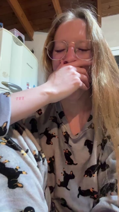 Polaca2025 live cam on Cam4
