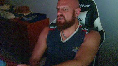 Police82 live cam on Cam4