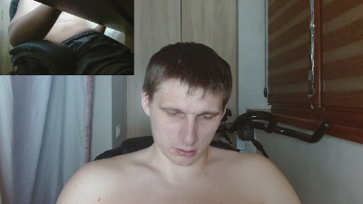 PoliglotJoe live cam on Cam4