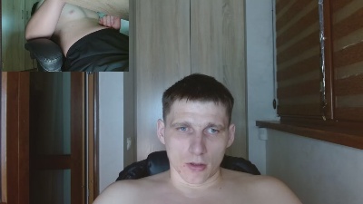 PoliglotJoe live cam on Cam4