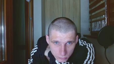 PoliglotJoe live cam on Cam4