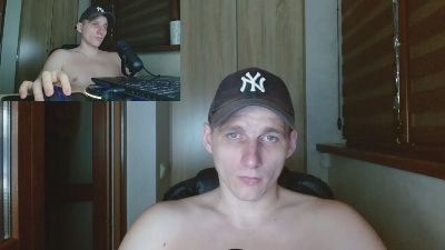 PoliglotJoe live cam on Cam4