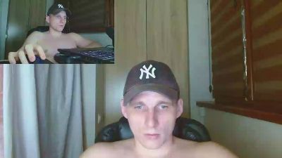 PoliglotJoe live cam on Cam4