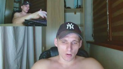 PoliglotJoe live cam on Cam4