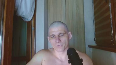 PoliglotJoe live cam on Cam4