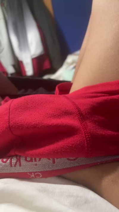 Polito241 live cam on Cam4