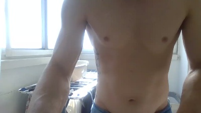 Pollaenorme6969 live cam on Cam4