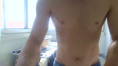 Pollaenorme6969 live cam on Cam4