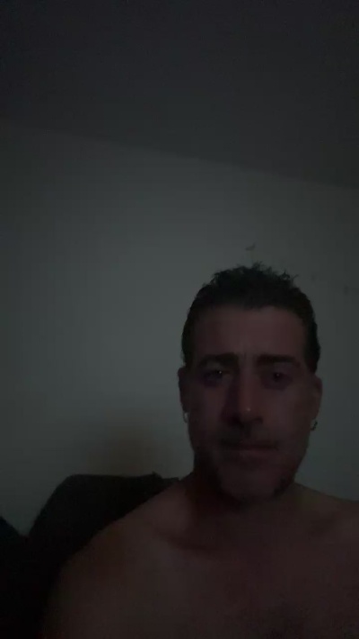 Pollon29_cm live cam on Cam4