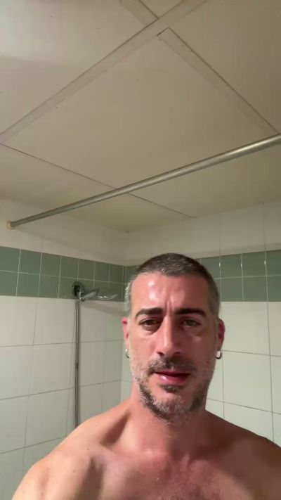 Pollon29_cm live cam on Cam4