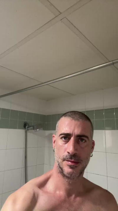 Pollon29_cm live cam on Cam4