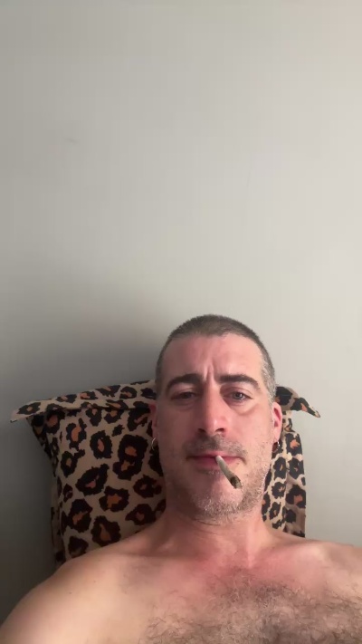 Pollon29_cm live cam on Cam4