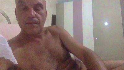 Pontiaco78 live cam on Cam4