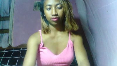 Poones live cam on Cam4