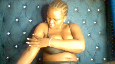 Poppy_5 live cam on Cam4