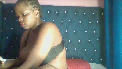 Poppy_5 live cam on Cam4