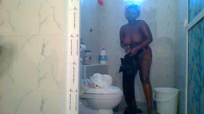 Poppy_5 live cam on Cam4