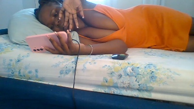 Poppy_5 live cam on Cam4