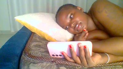 Poppy_5 live cam on Cam4